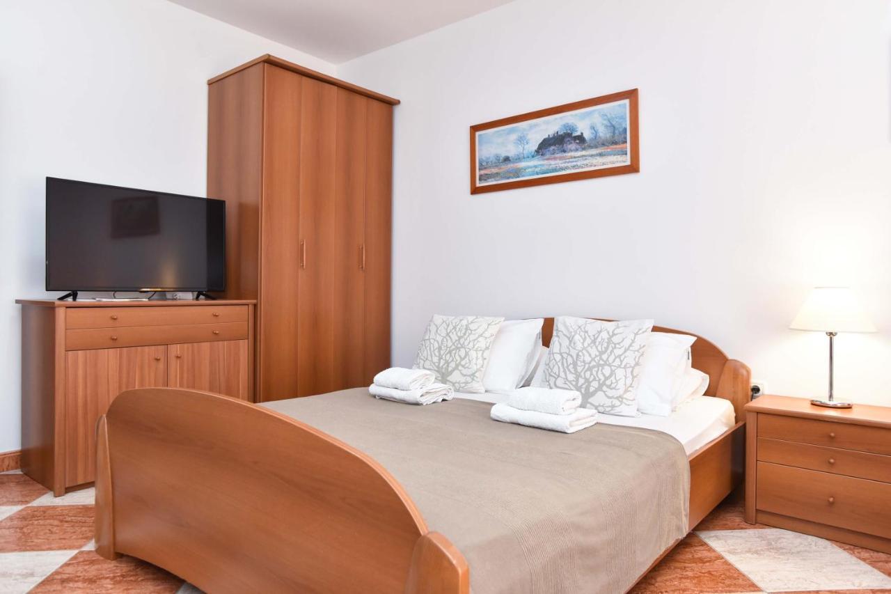 Apartments Adok Будва Екстер'єр фото