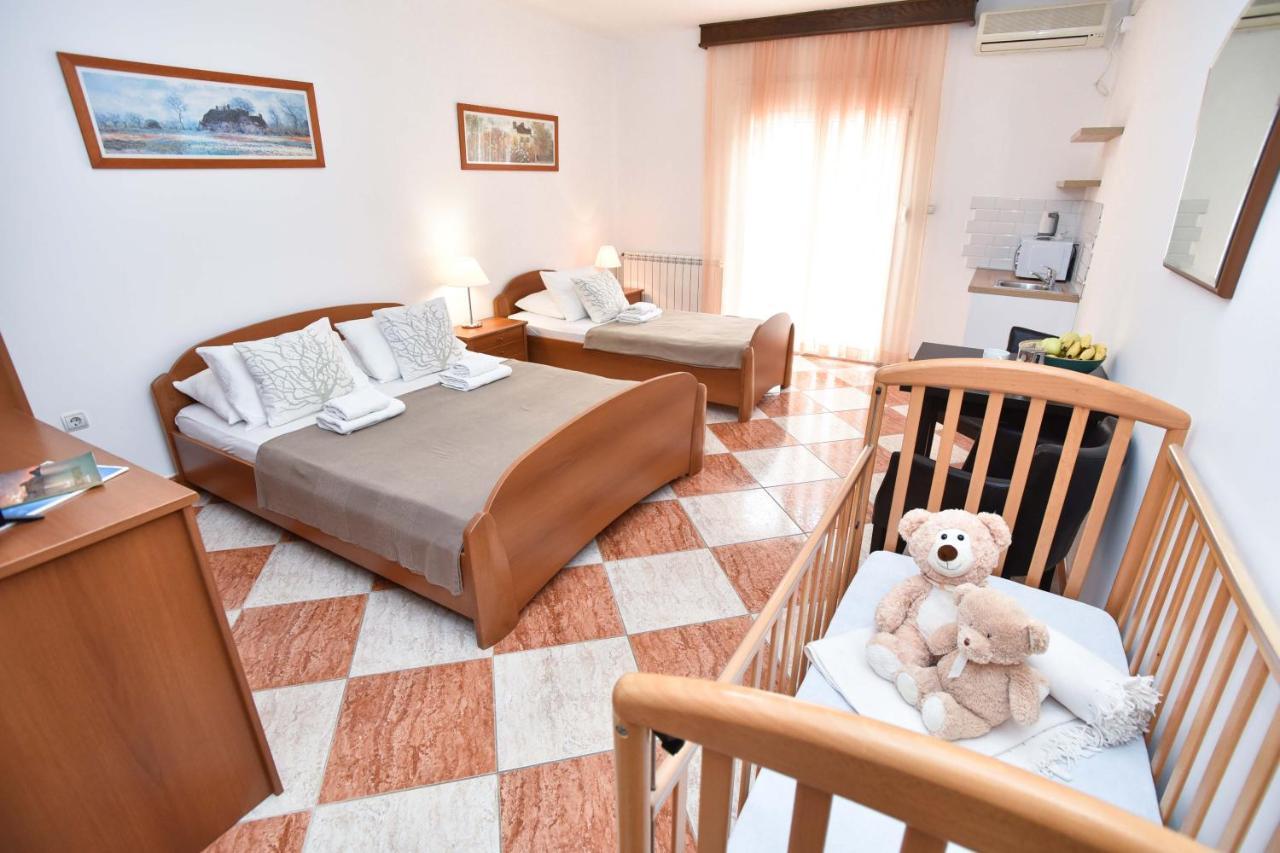 Apartments Adok Будва Екстер'єр фото