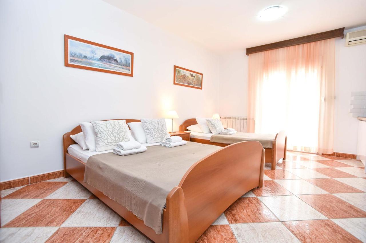 Apartments Adok Будва Екстер'єр фото