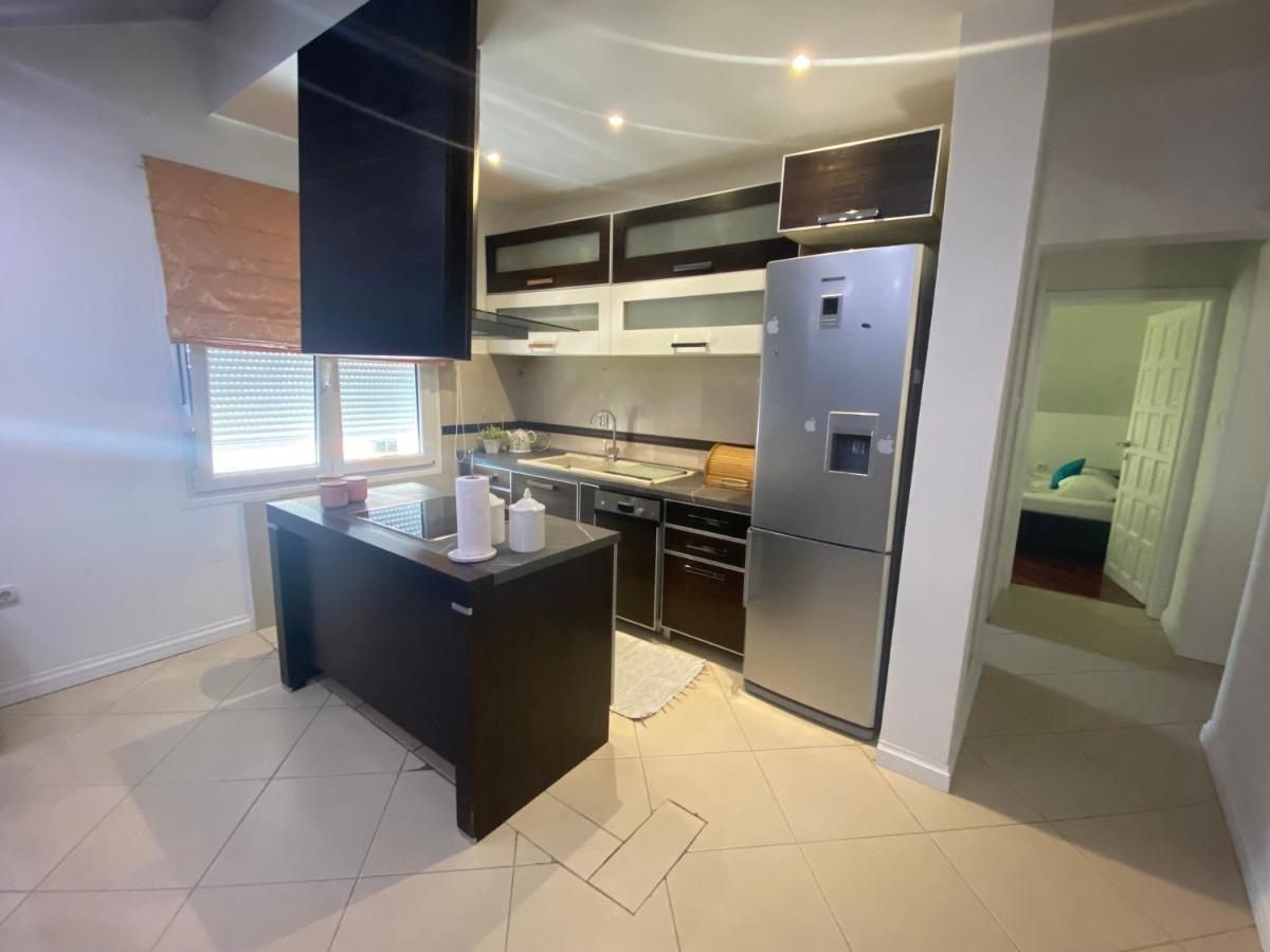 Apartments Adok Будва Екстер'єр фото