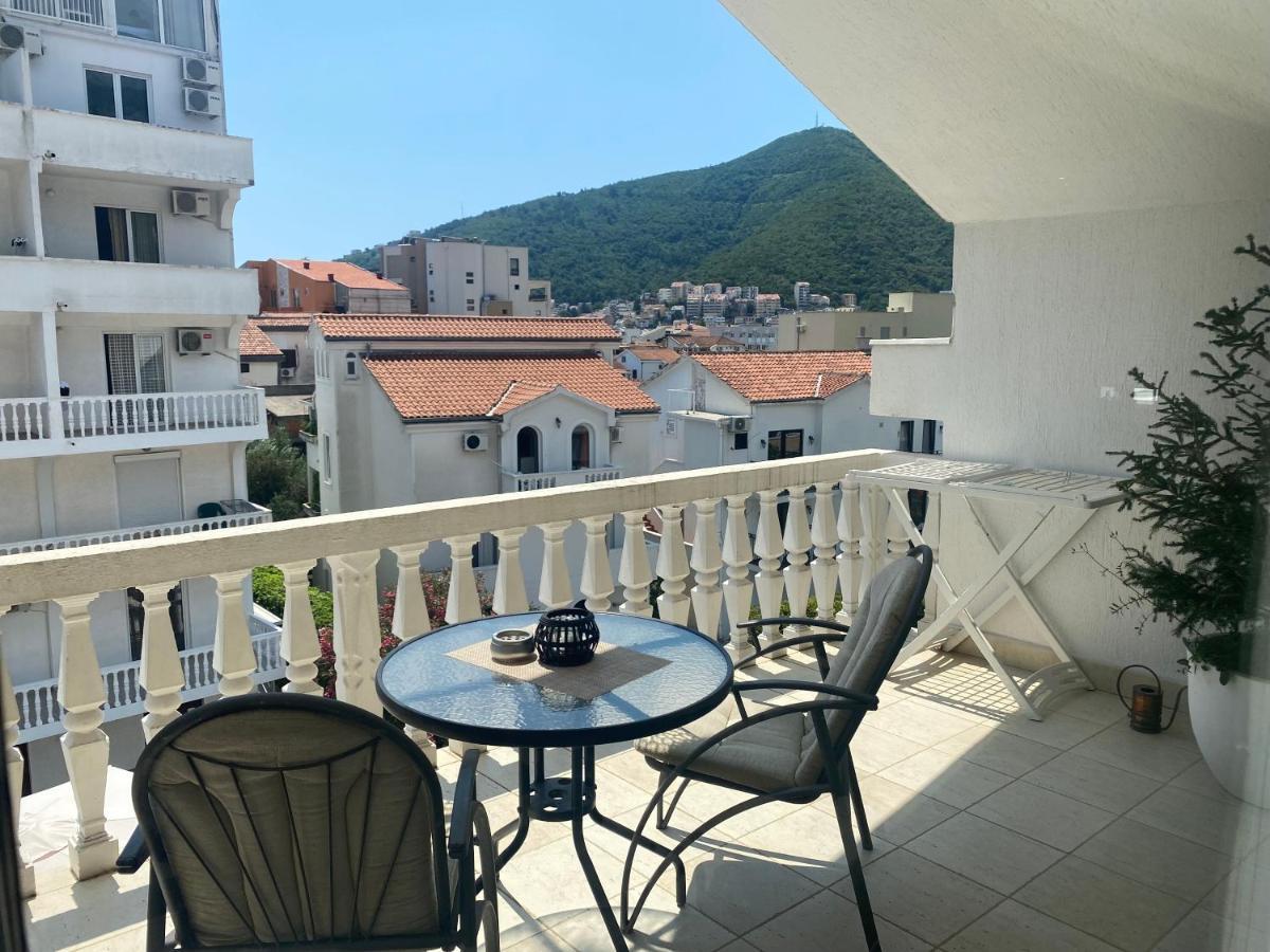 Apartments Adok Будва Екстер'єр фото