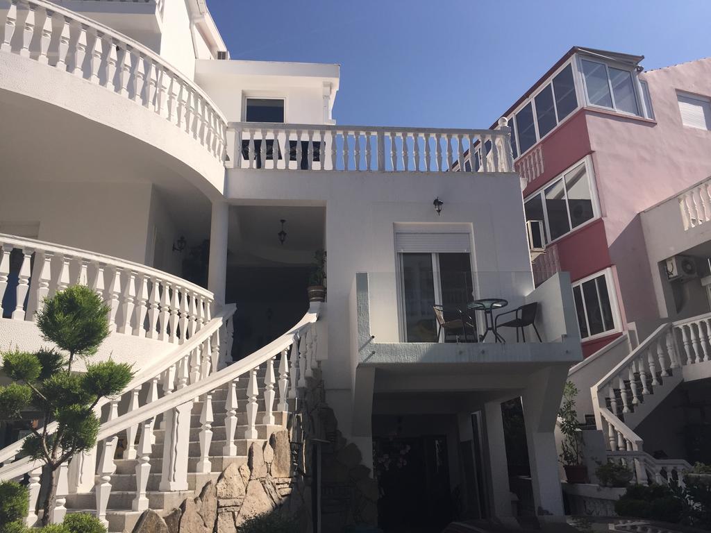 Apartments Adok Будва Екстер'єр фото
